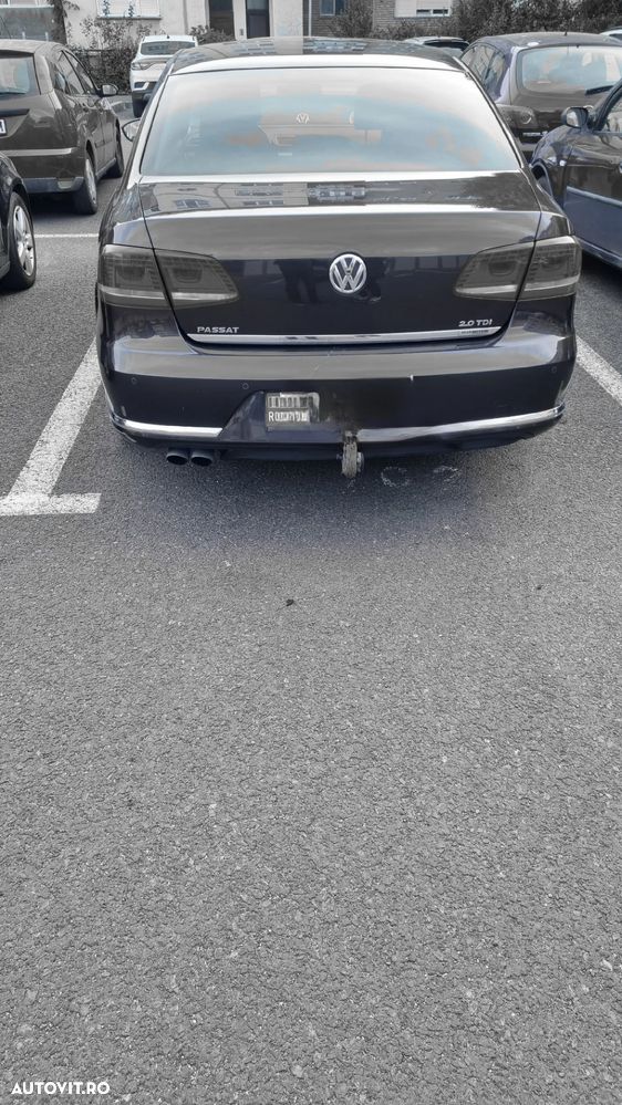 Volkswagen Passat 2.0 Blue TDI SCR Trendline - 4