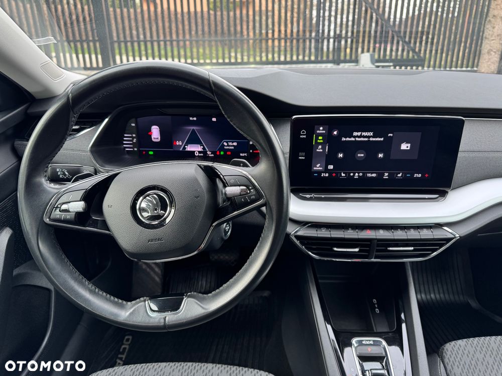 Skoda Octavia 2.0 TSI 4x4 Style DSG - 23