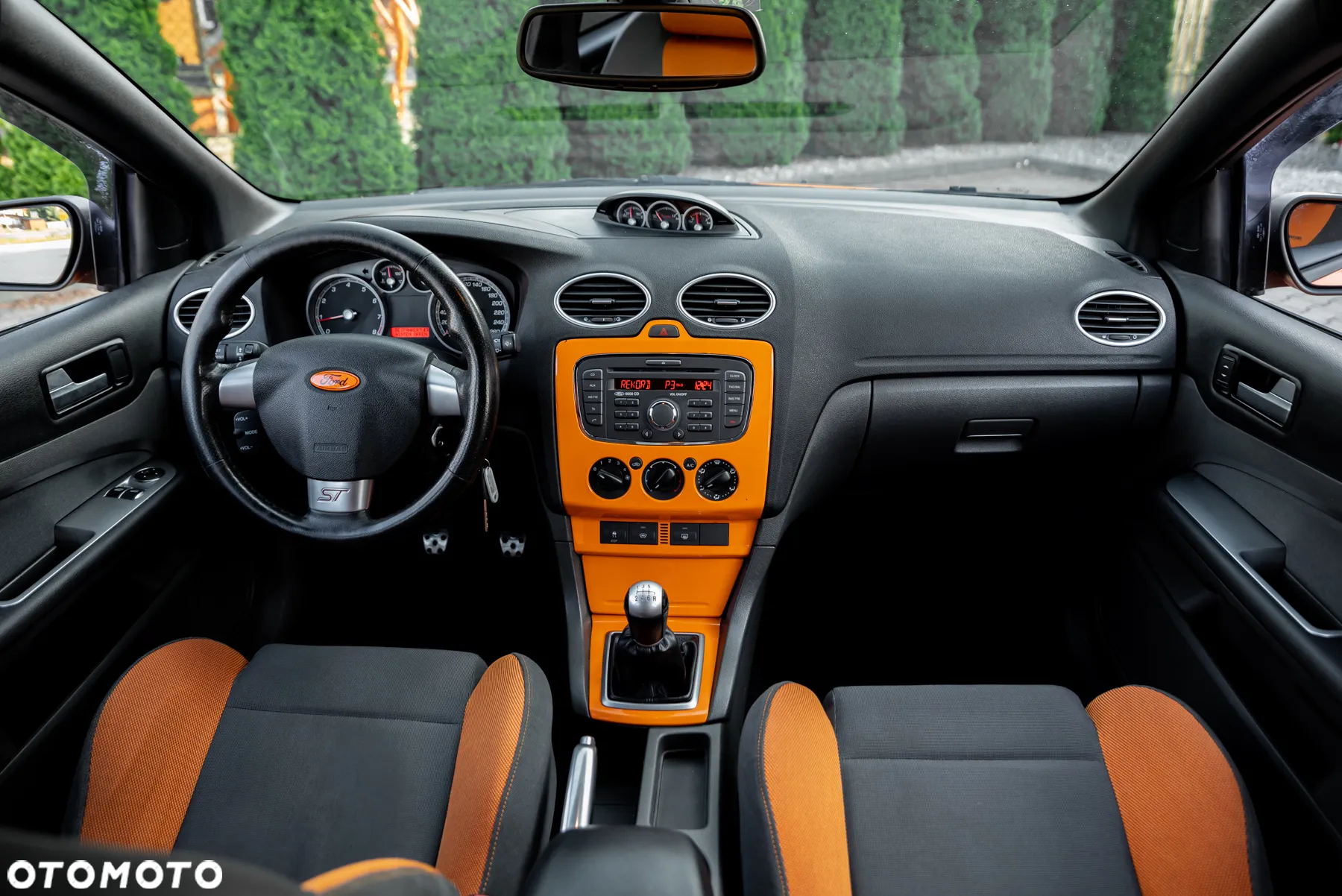 Ford Focus 2.5 ST - 21