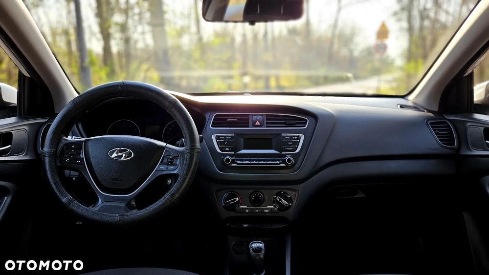 Hyundai i20 1.2 Classic Plus - 17