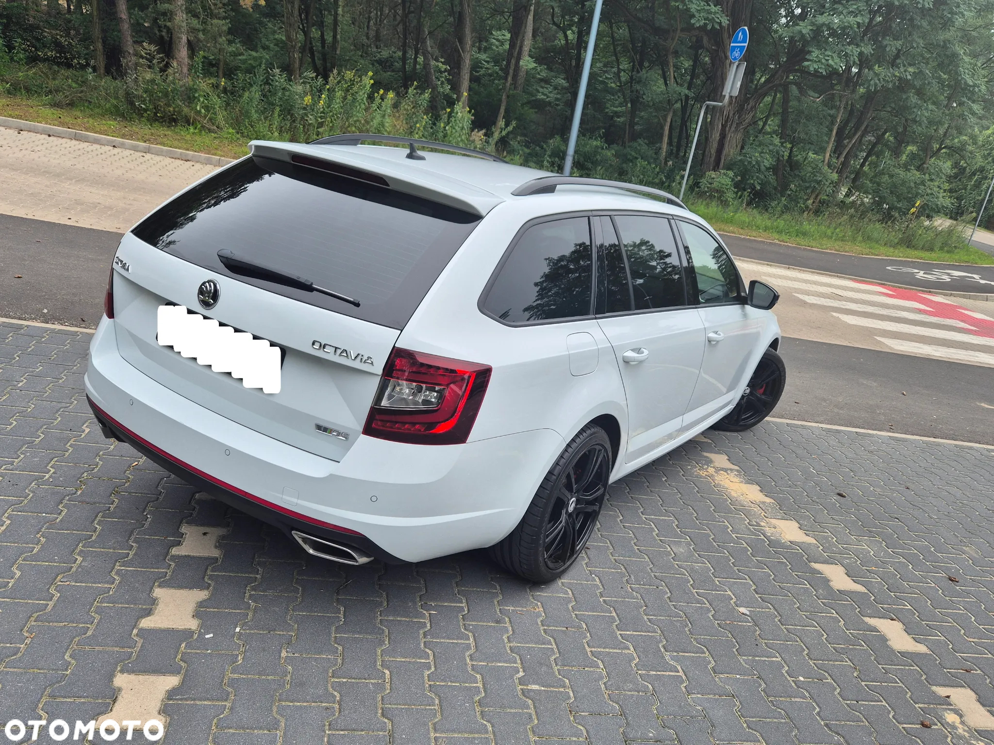 Skoda Octavia 2.0 TSI RS 245 - 10