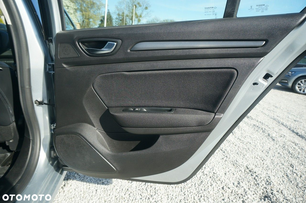Renault Megane 1.3 TCe FAP Zen - 30