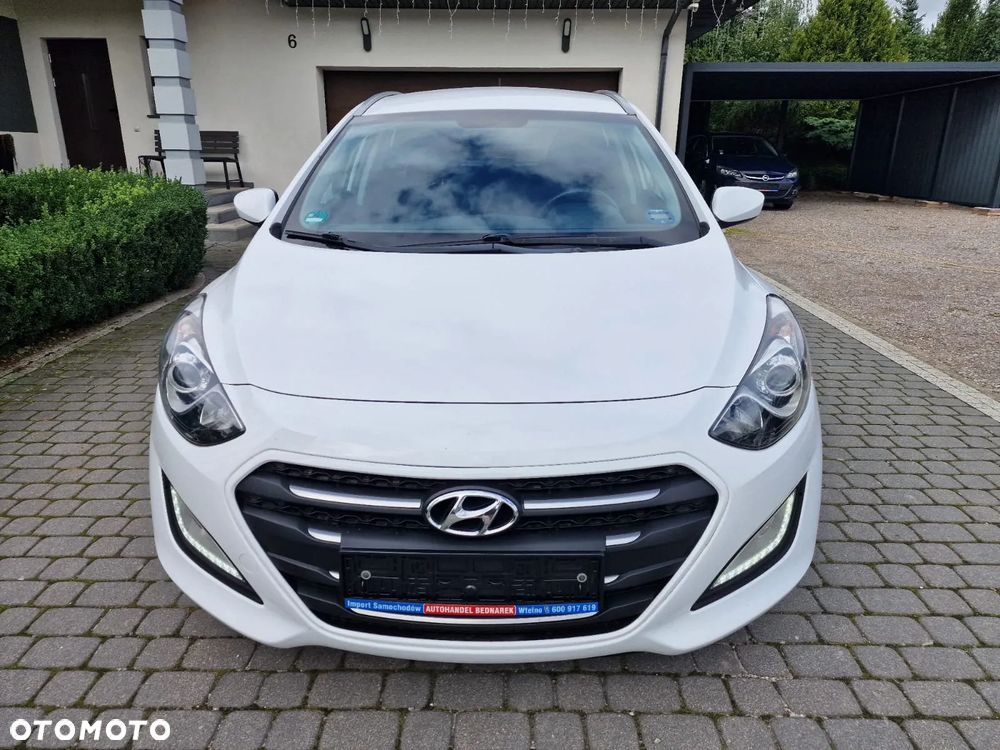 Hyundai i30 1.6 CRDi BlueDrive Classic - 24
