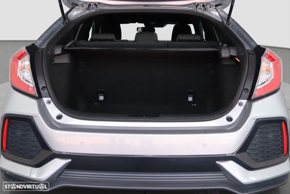 Honda Civic 1.0 i-VTEC Elegance CVT - 18