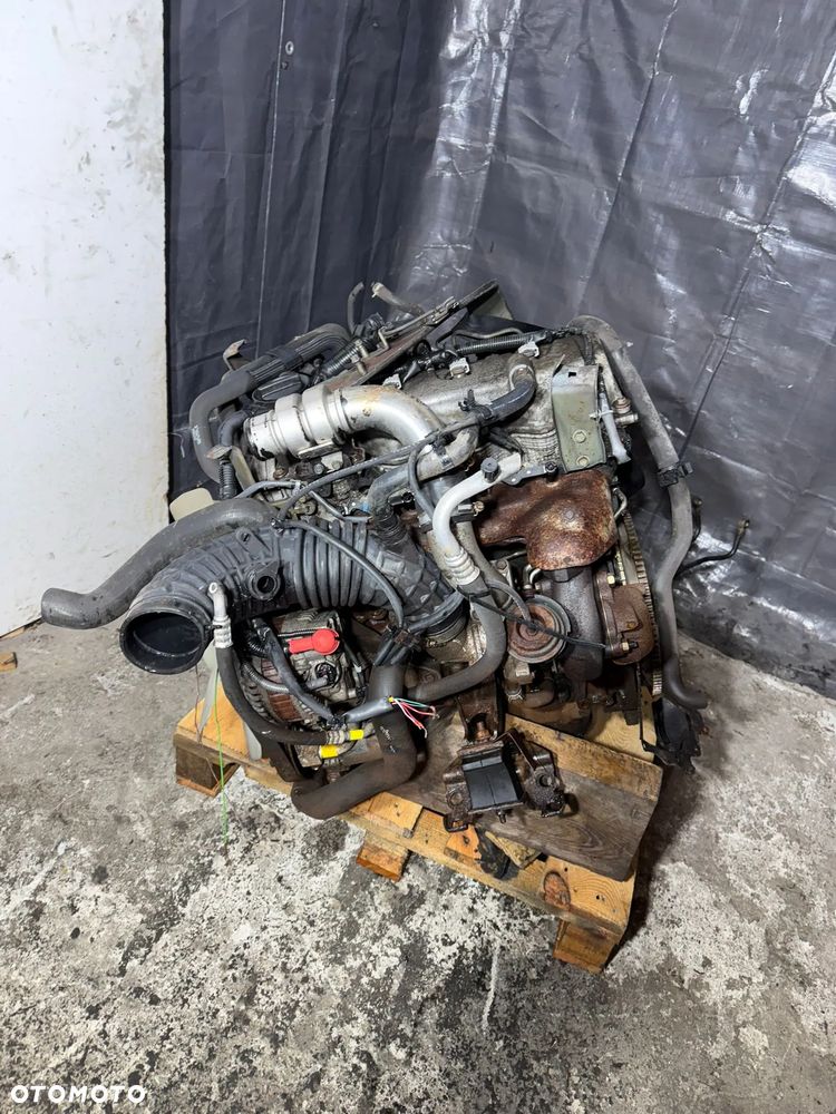 SILNIK NAVARA D40 PATHFINDER R51 2.5 DCI 07 R komplet aluminiowa pokrywa - 2