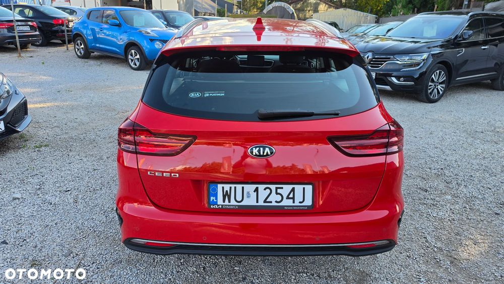 Kia Ceed 1.4 T-GDI L Business Line DCT - 30