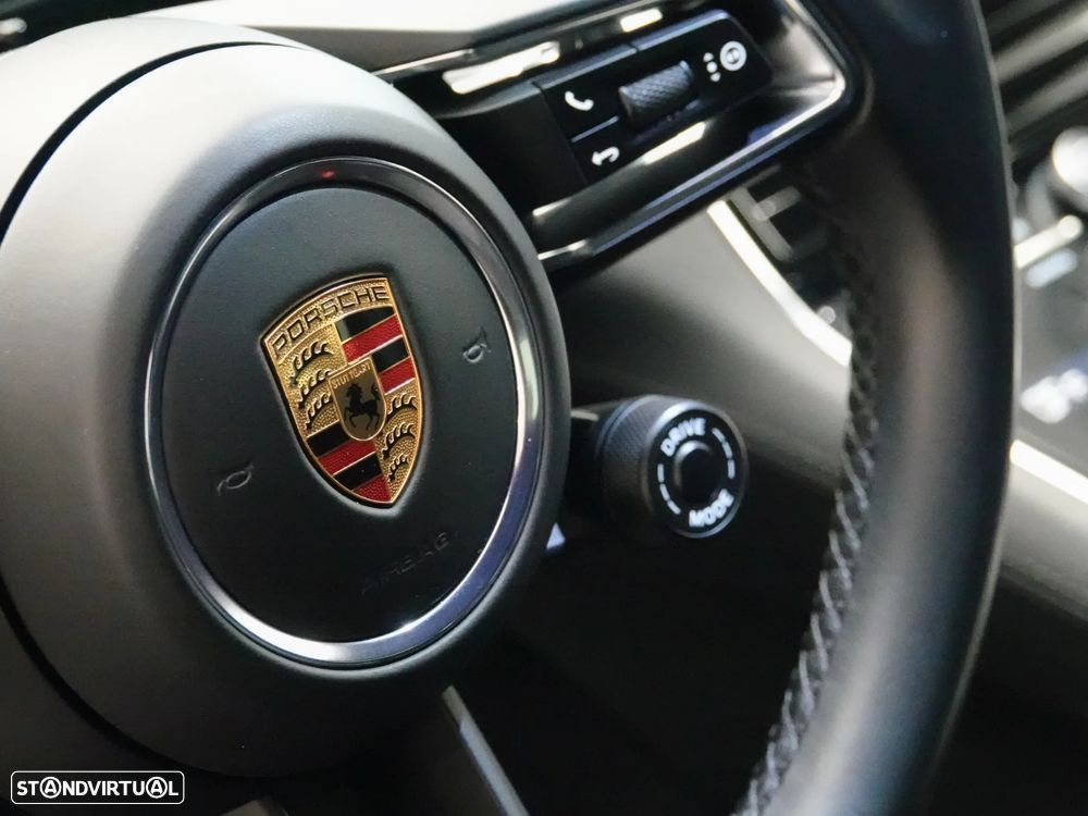 Porsche Panamera Sport Turismo 4 E-Hybrid - 34