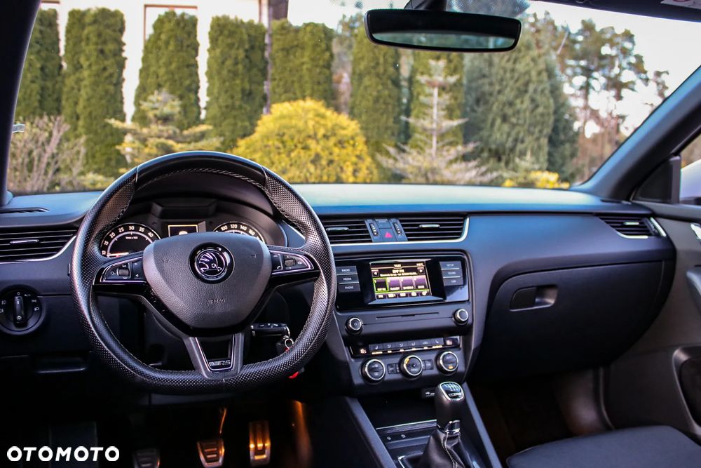 Skoda Octavia 2.0 TDI (Green tec) RS - 34