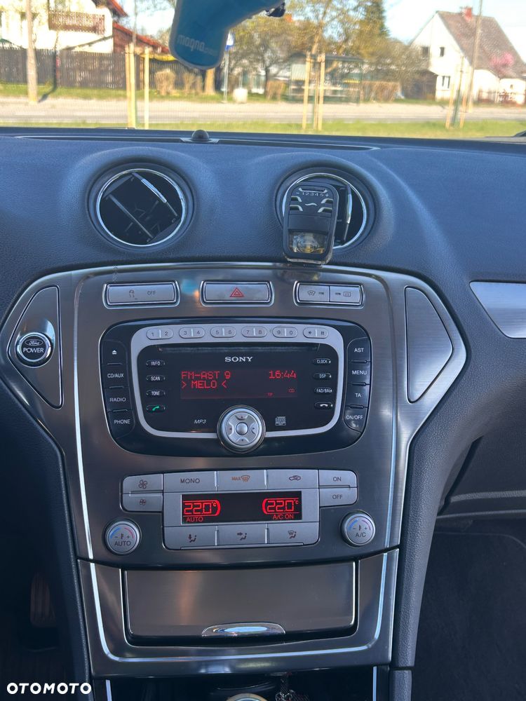 Ford Mondeo 2.0 TDCi Trend - 16