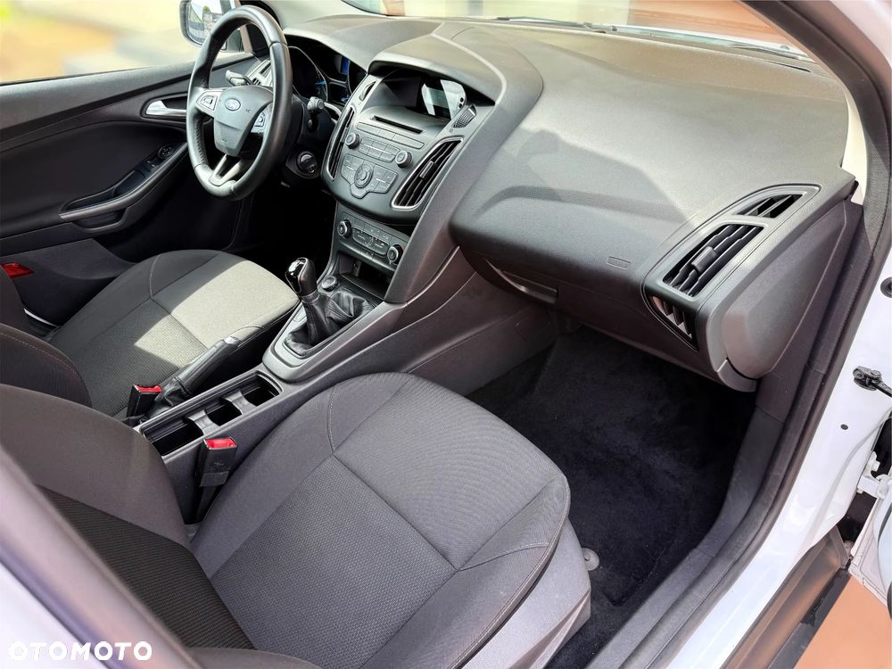 Ford Focus 1.0 EcoBoost Trend Sport - 10