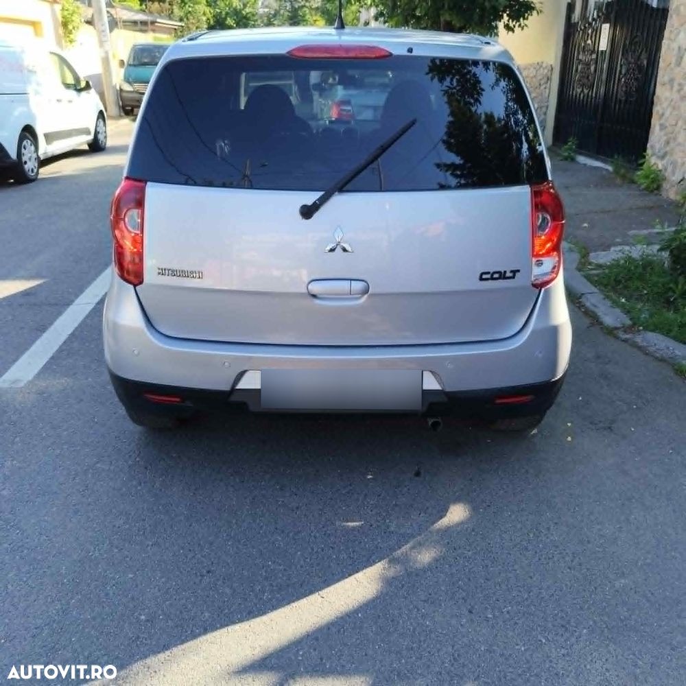 Mitsubishi Colt 1.3 Invite - 8