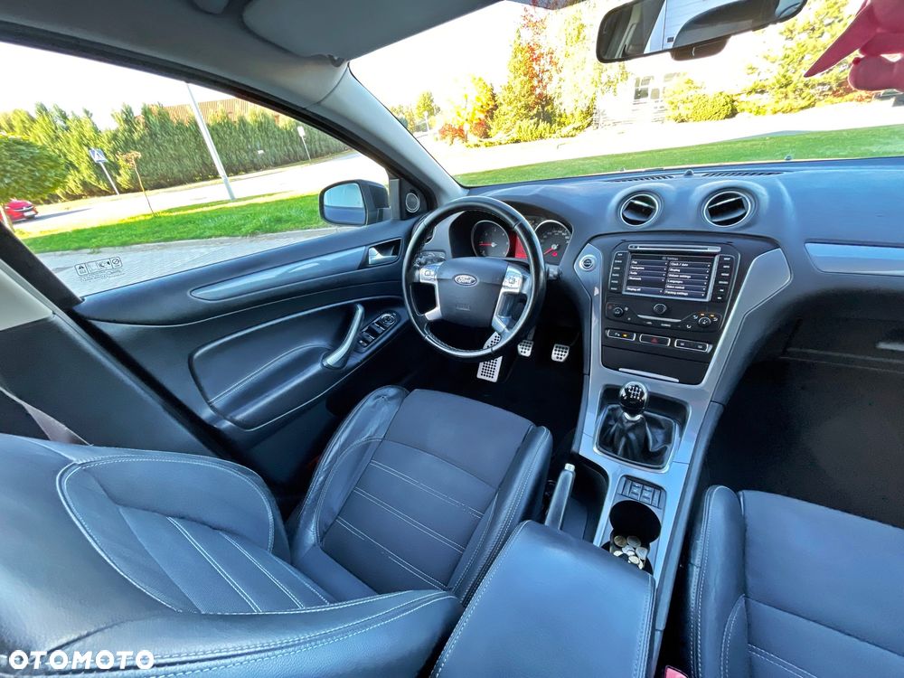 Ford Mondeo 2.0 TDCi Titanium S - 32