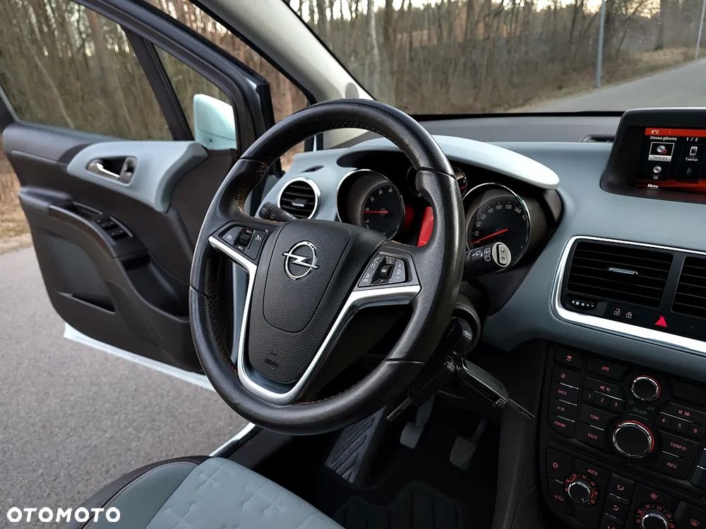 Opel Meriva 1.4 T Cosmo - 26