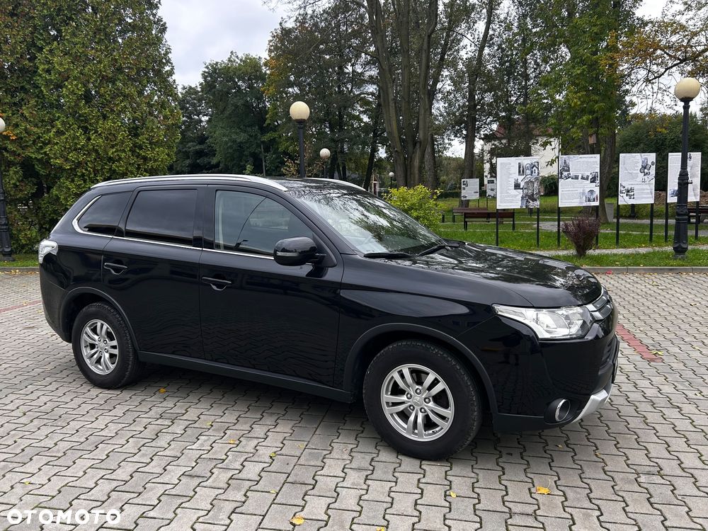 Mitsubishi Outlander 2.0 Intense CVT - 12