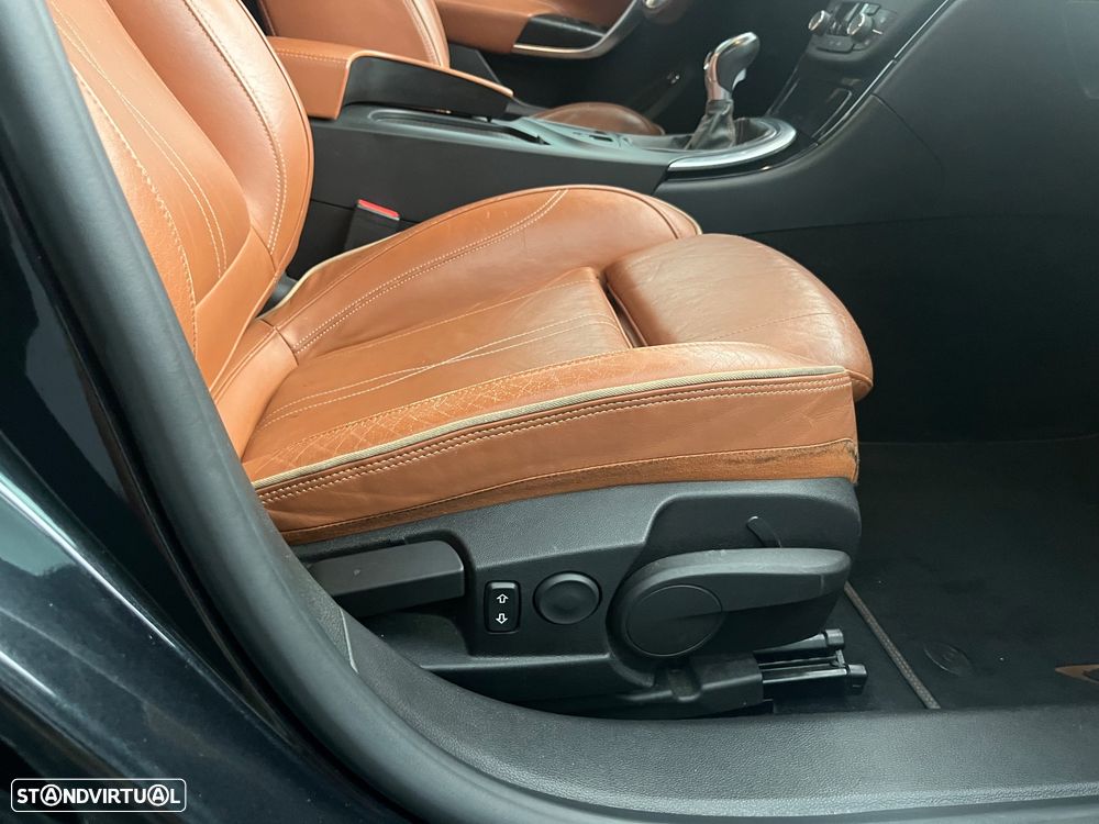 Opel Insignia Sports Tourer 2.0 Bi Turbo CDTI Tour. ecoFLEXSt/St Innovation - 38