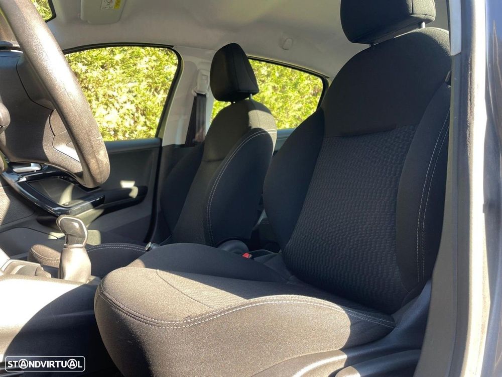 Peugeot 208 PureTech 68 Active - 3