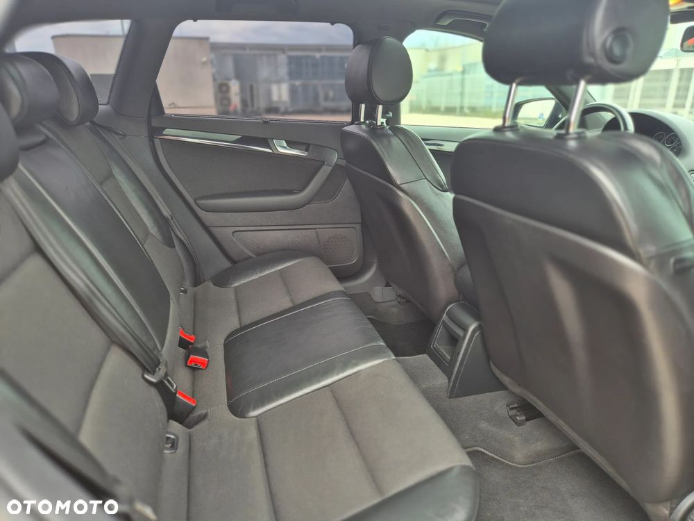 Audi A3 Sportback 2.0 TDI DPF (DSG) S tronic S line Sportpaket plus - 22