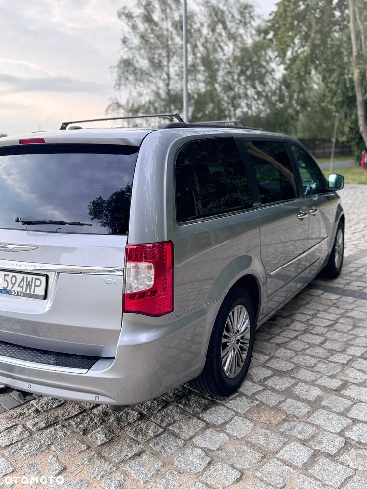 Chrysler Town & Country 3.6 Touring - 5