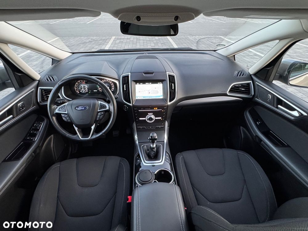 Ford S-Max 2.0 TDCi Titanium - 34