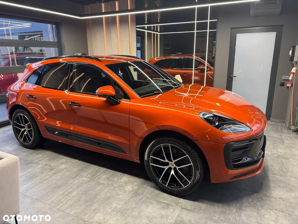 Porsche Macan T - 1