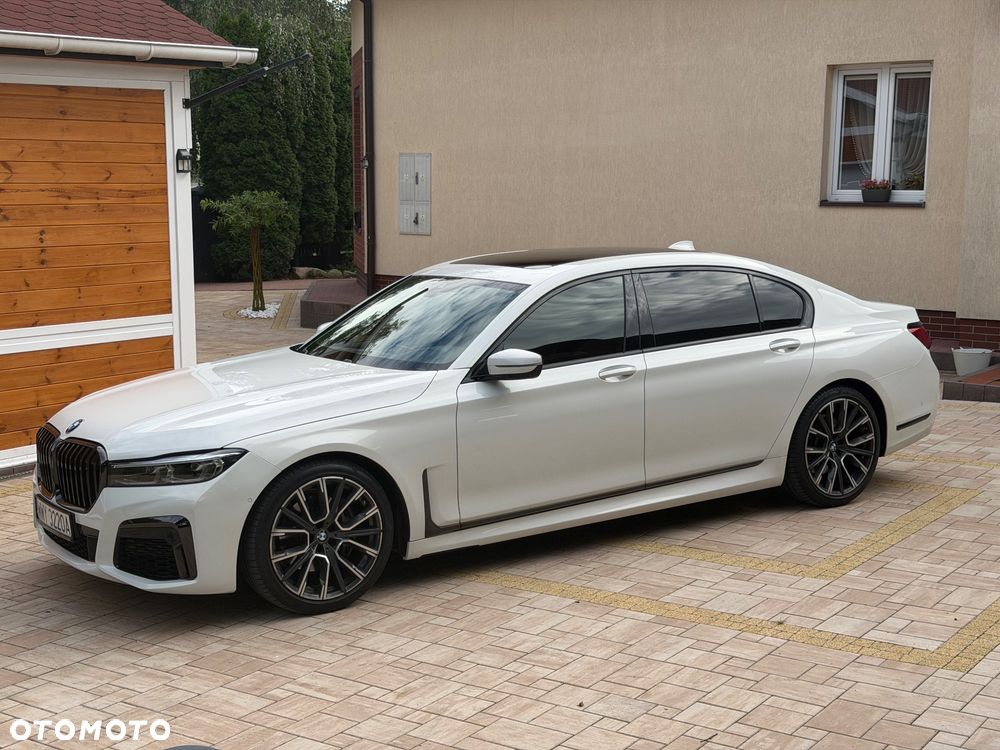 BMW Seria 7 740Li - 40