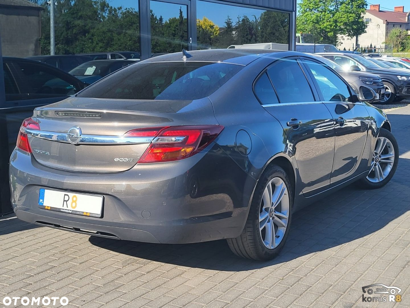Opel Insignia - 8