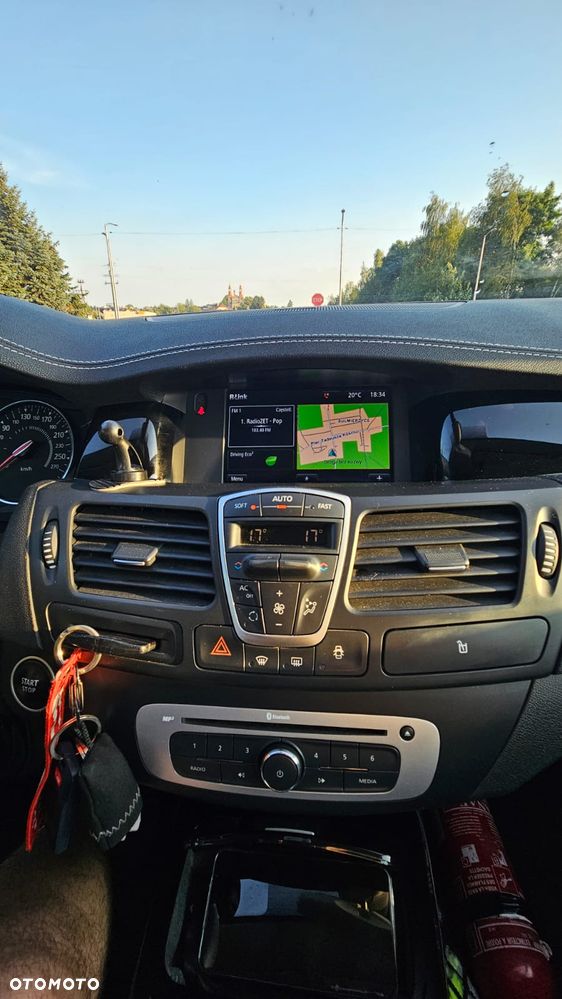 Renault Laguna dCi 110 FAP EDC Paris - 15