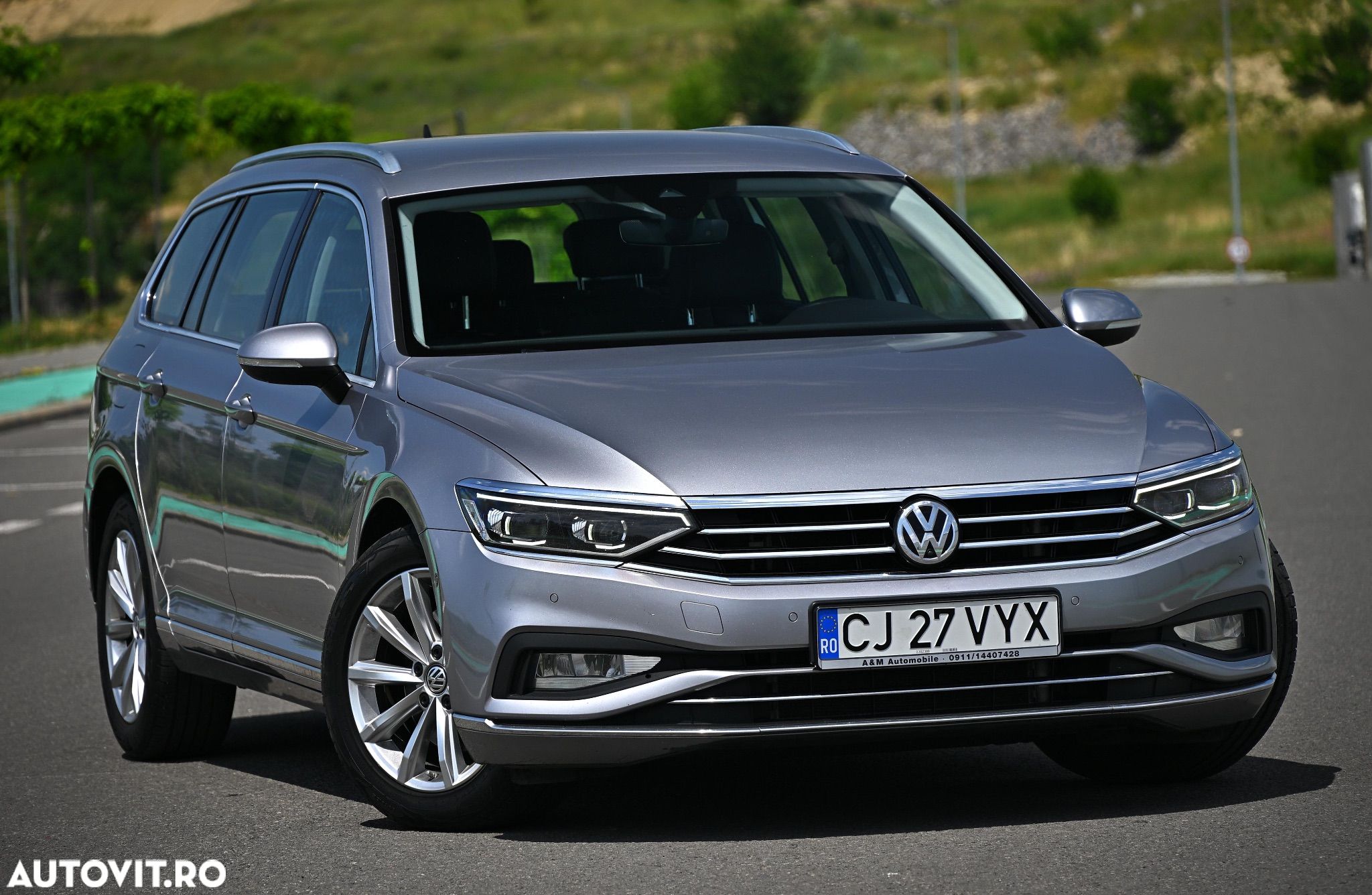 Volkswagen Passat Variant 2.0 TDI DSG (BlueMotion Technology) Highline - 1