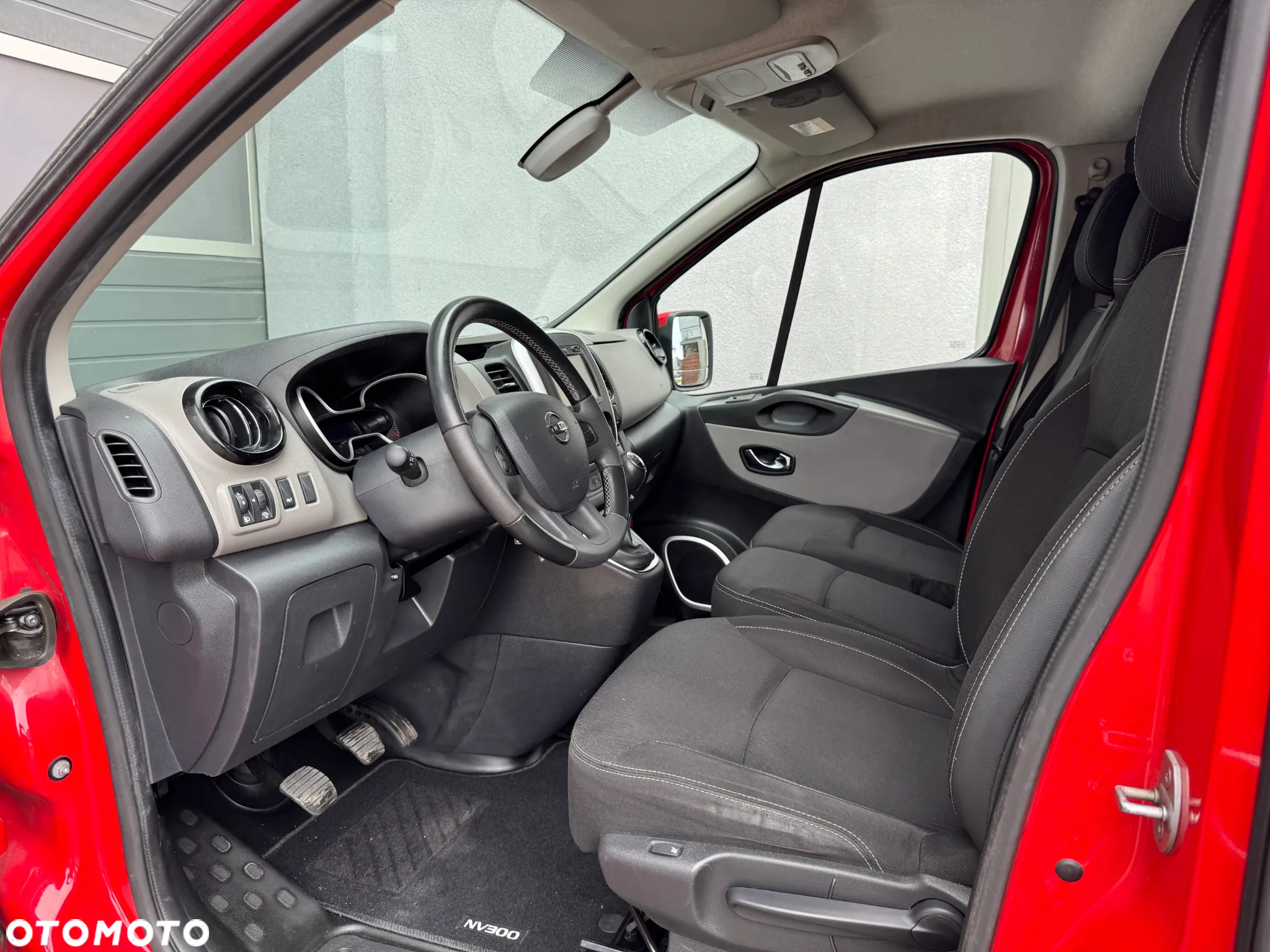 Nissan NV300 - 16