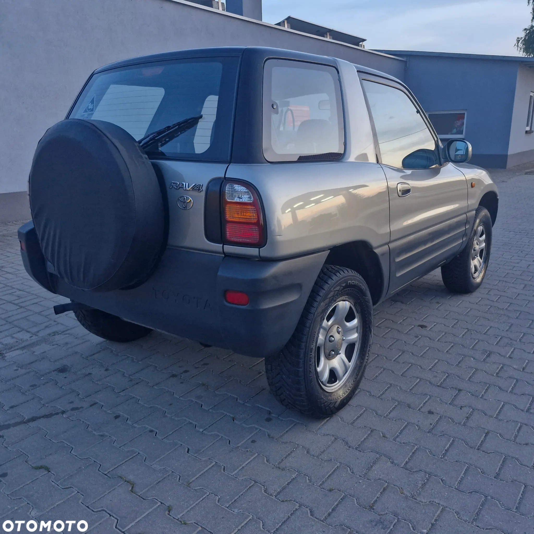 Toyota RAV4 2.0 Special - 3