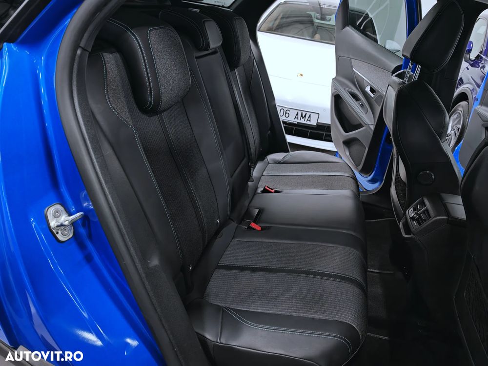 Peugeot 3008 1.2 PureTech 130 EAT8 Allure Pack - 30