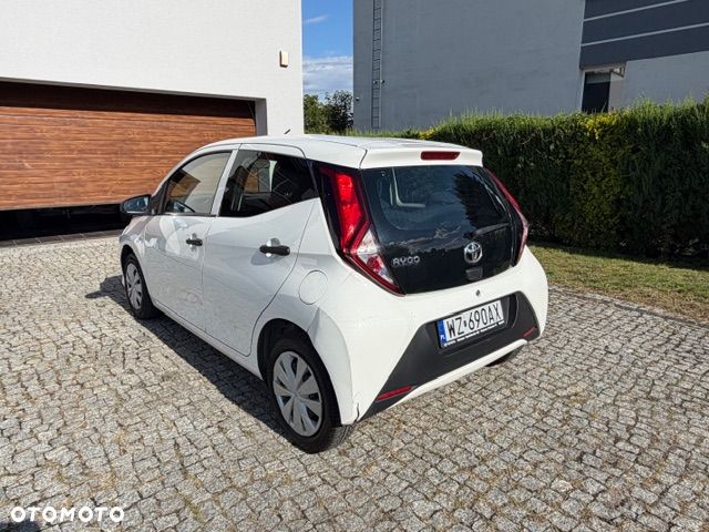 Toyota Aygo x - 2