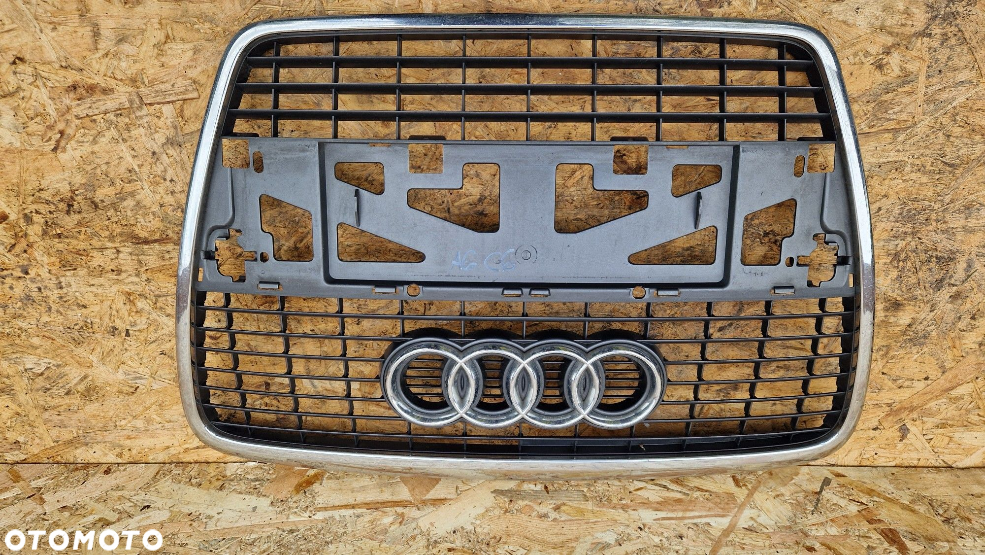 AUDI A6 C6 ATRAPA GRILL ZDERZAKA PRZÓD 4F0853651 - 9