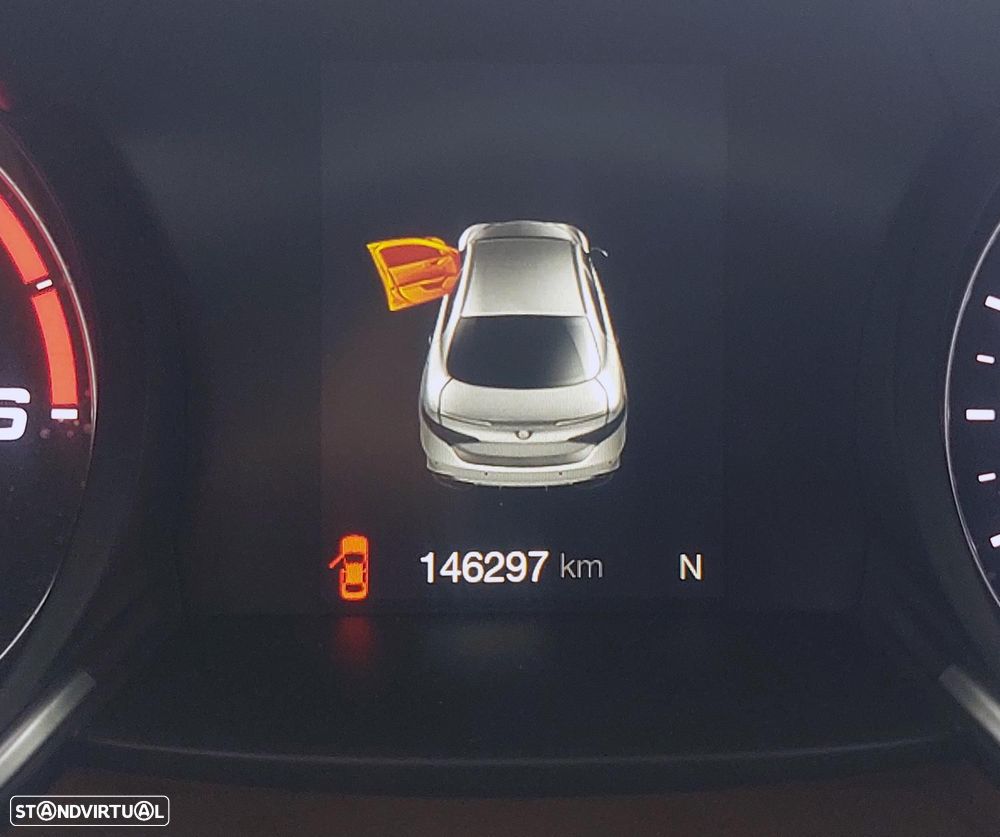 Alfa Romeo Giulia 2.2 D - 7