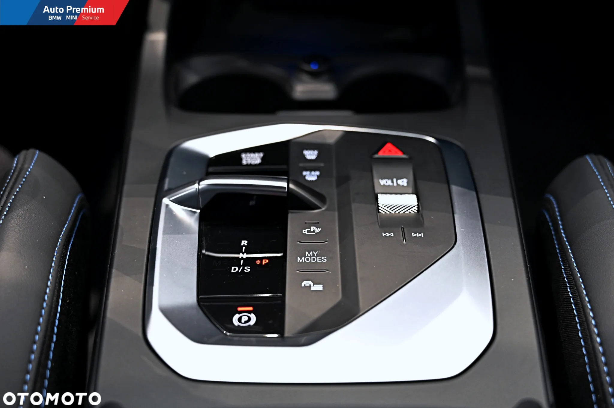 BMW Seria 1 120 mHEV - 11