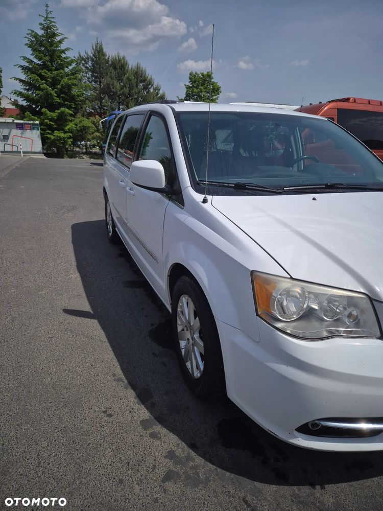 Chrysler Town & Country 3.6 Touring - 8