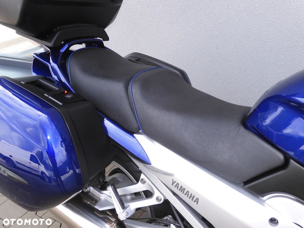 Yamaha FJR - 12