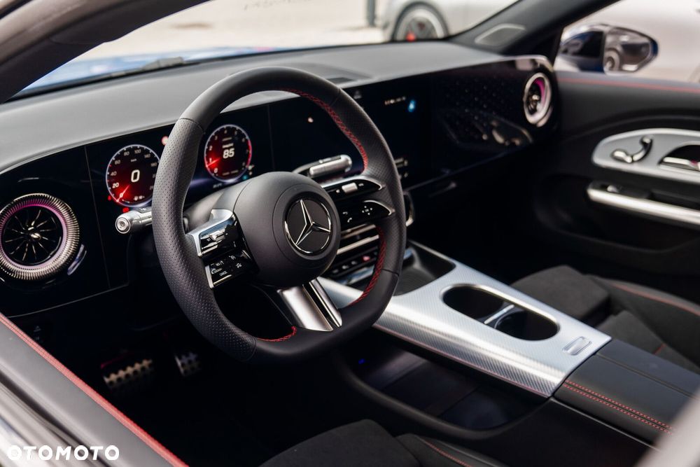 Mercedes-Benz CLA - 11