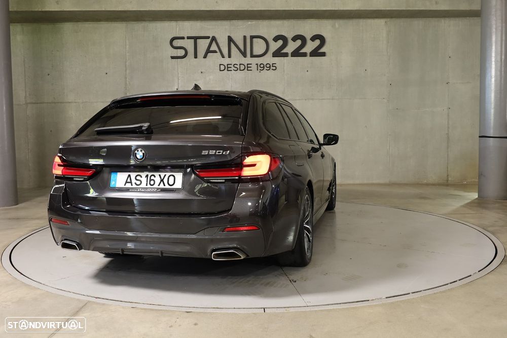 BMW 520 d Pack Desportivo M Auto - 5