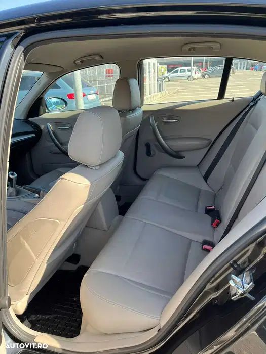 BMW Seria 1 118i - 8