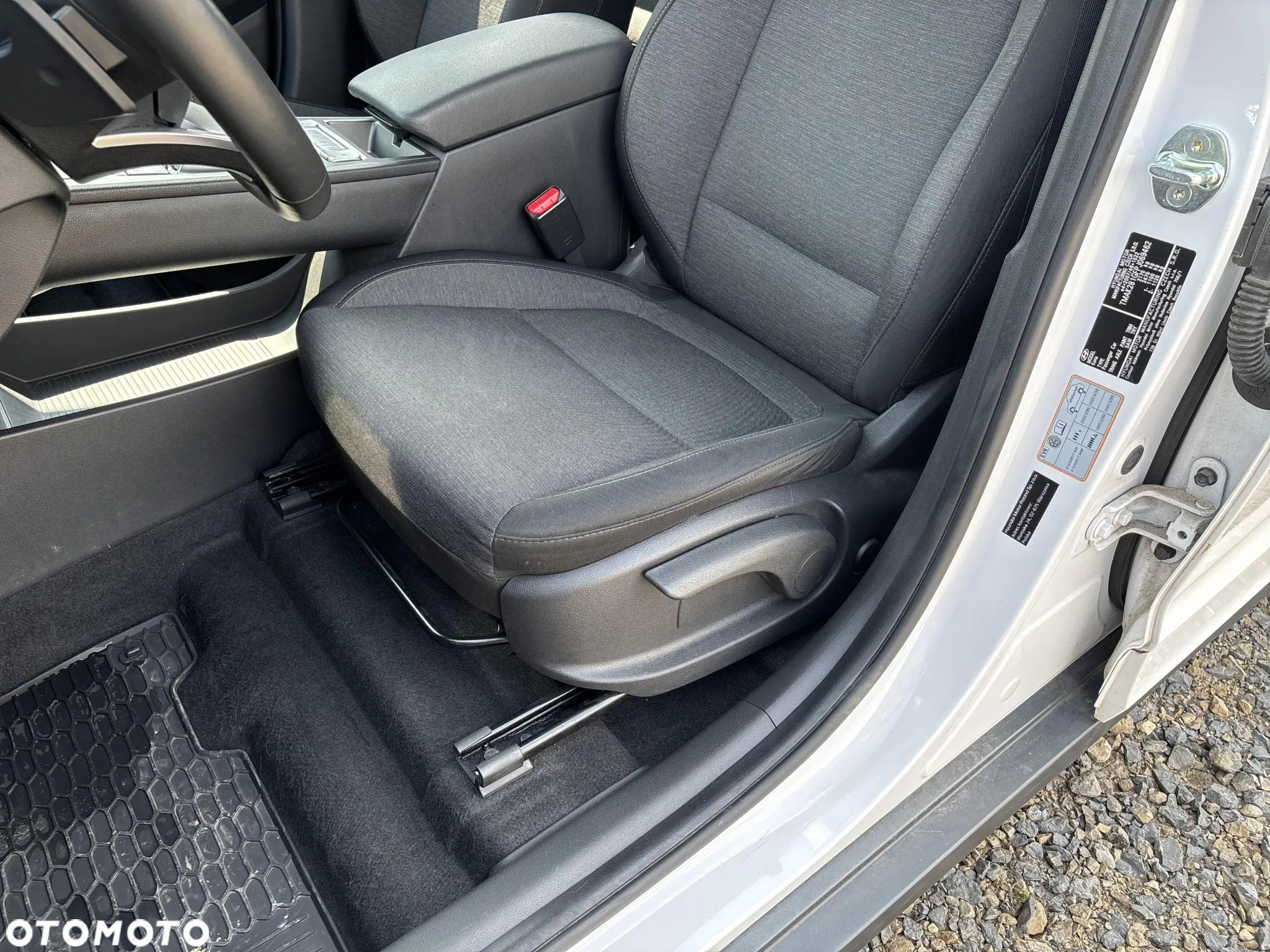 Hyundai Kona Electric 64kWh Modern - 12