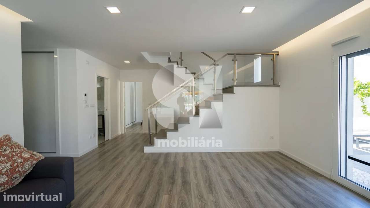 Vivenda T4 recente - Grande imagem: 2/46
