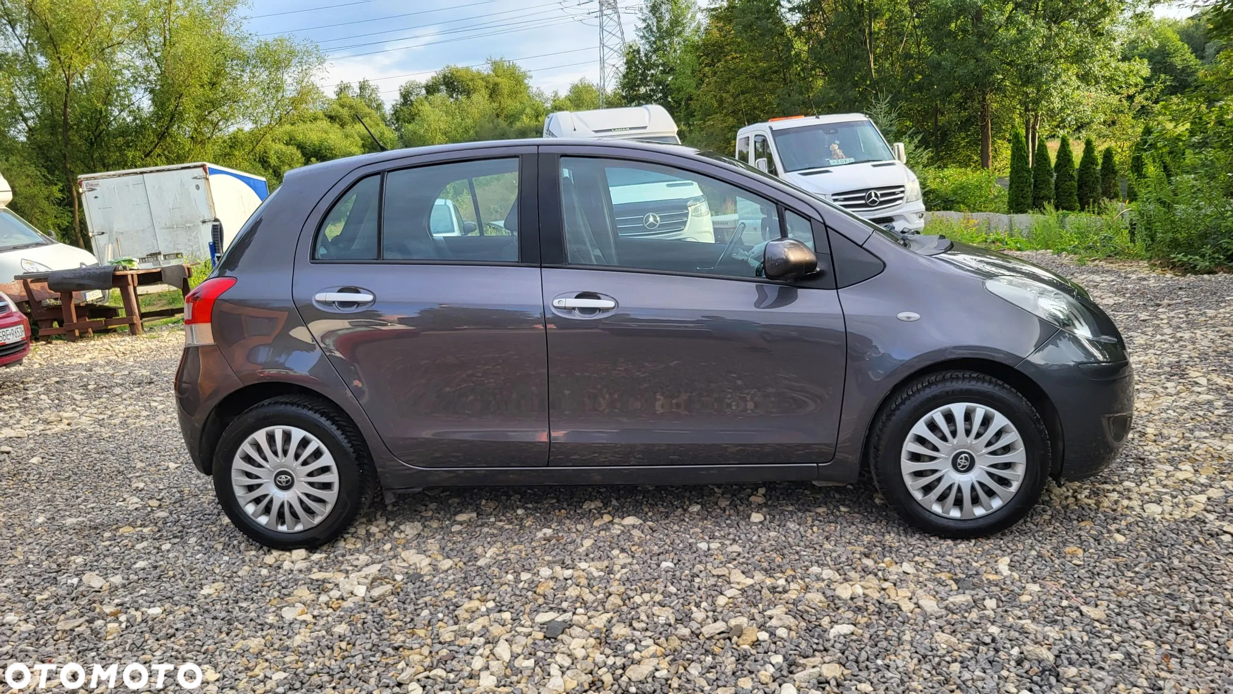 Toyota Yaris 1.0 Premium - 29