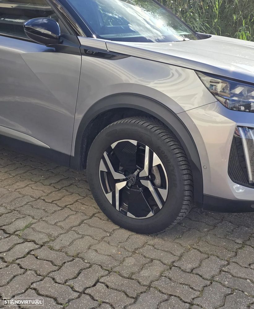 Peugeot 2008 PureTech 130 EAT8 GT - 17