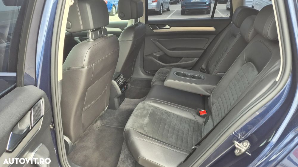 Volkswagen Passat 2.0 TDI DSG Highline - 13