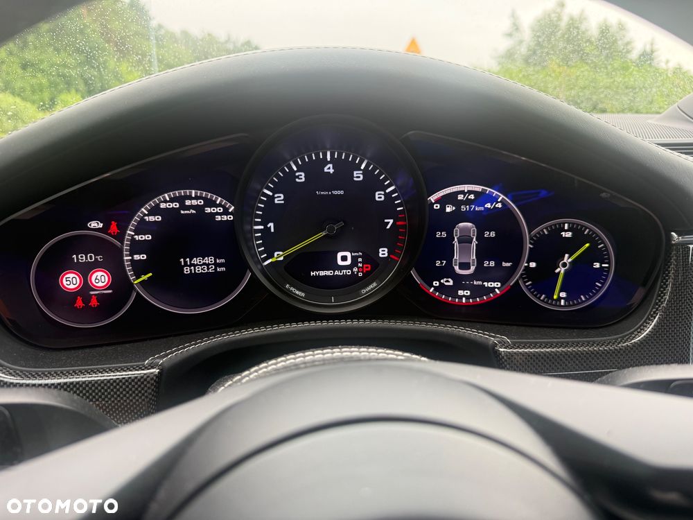 Porsche Panamera 4S GPF Executive - 16