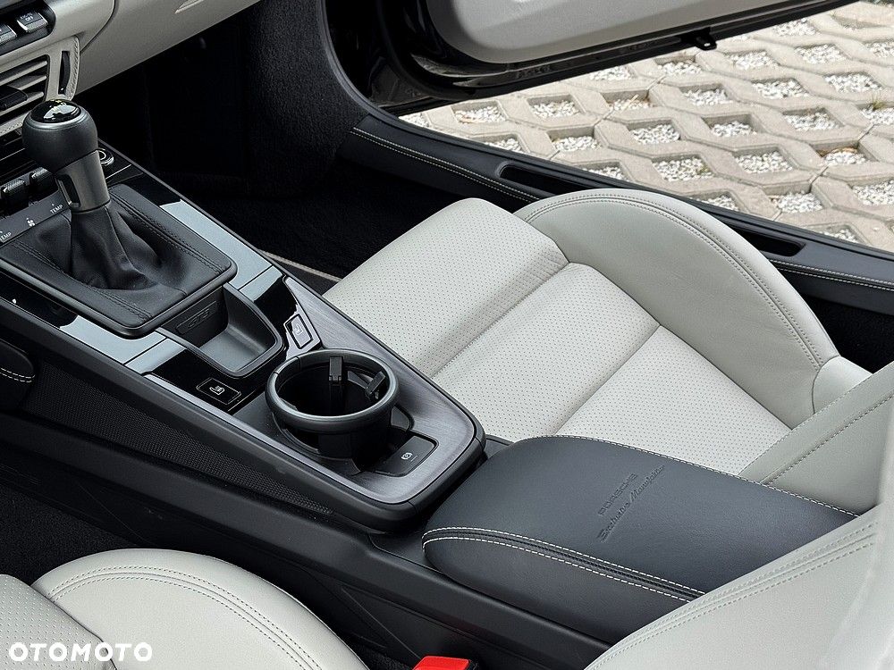 Porsche 911 GT3 PDK mit Touring-Paket - 28
