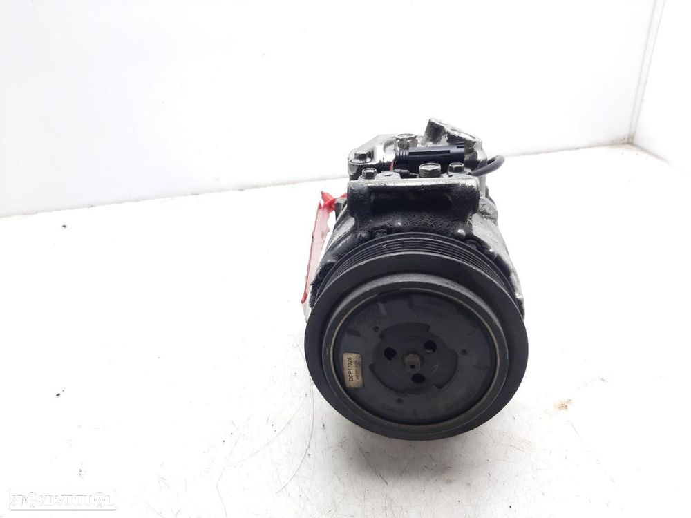 COMPRESSOR DE AR CONDICIONADO MERCEDES-BENZ CLASE - 1