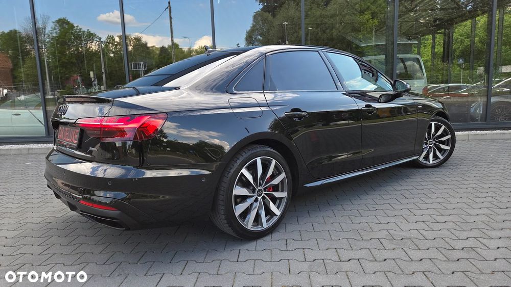 Audi A4 Limousine - 37