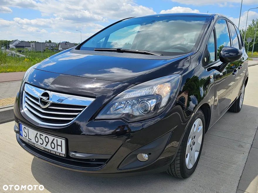 Opel Meriva 1.4 T Cosmo S&S - 9